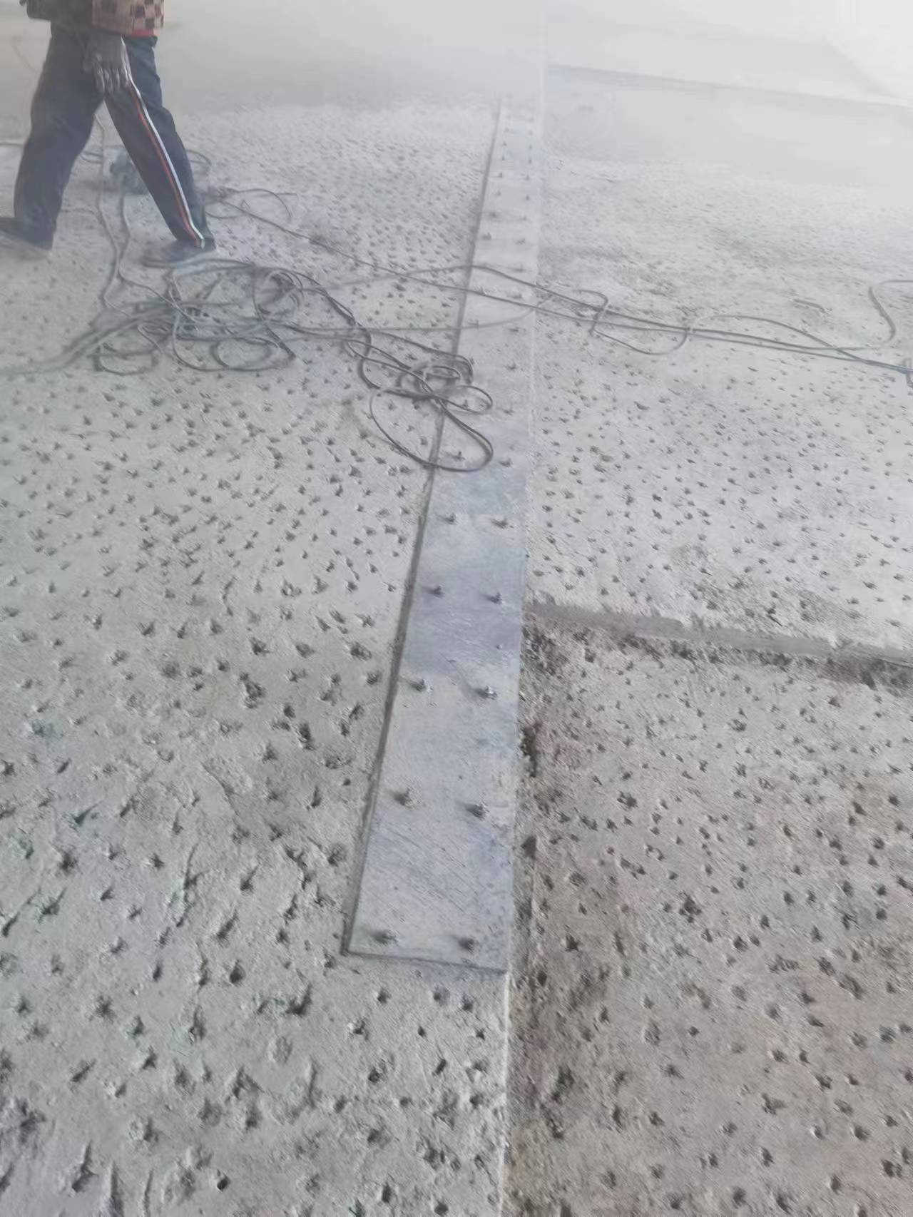 昌黎厂房地面加固